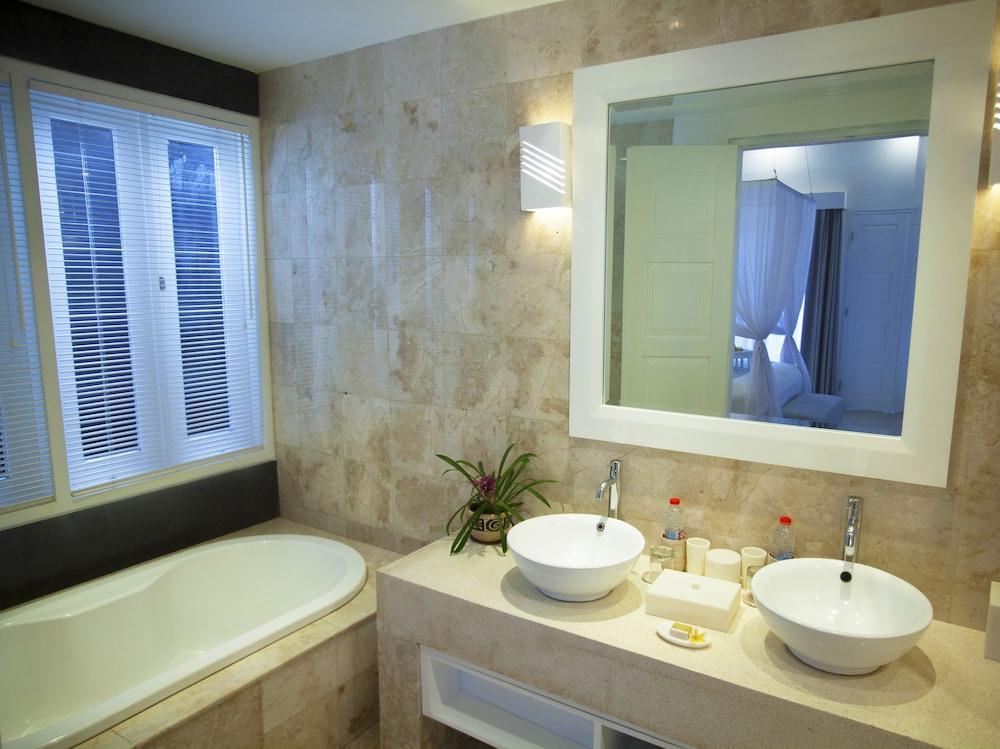 Lakshmi Villas Seminyak Exteriör bild