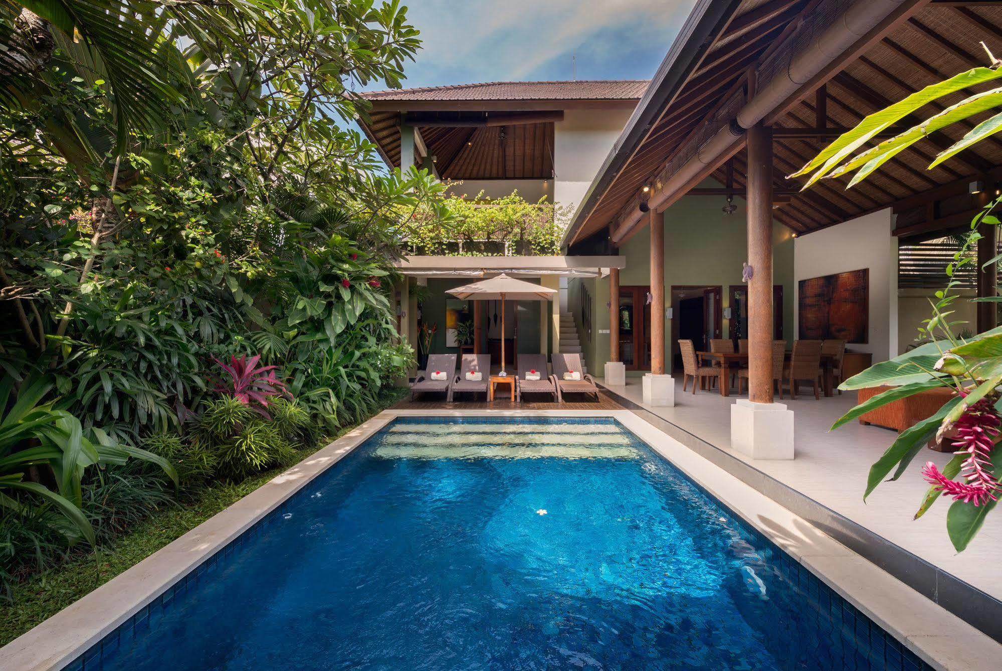 Lakshmi Villas Seminyak Exteriör bild