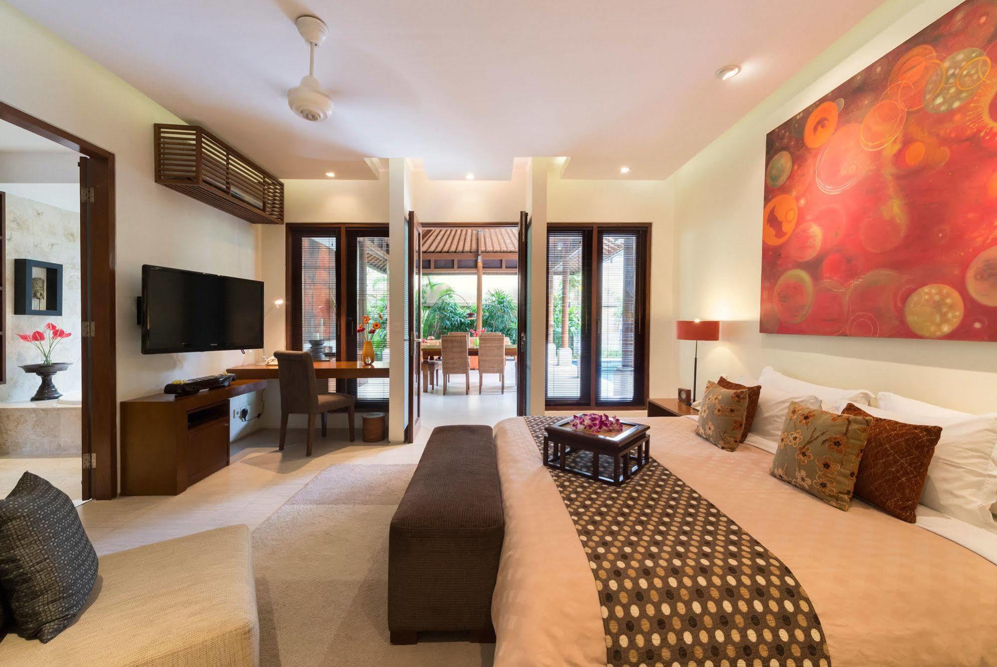 Lakshmi Villas Seminyak Exteriör bild