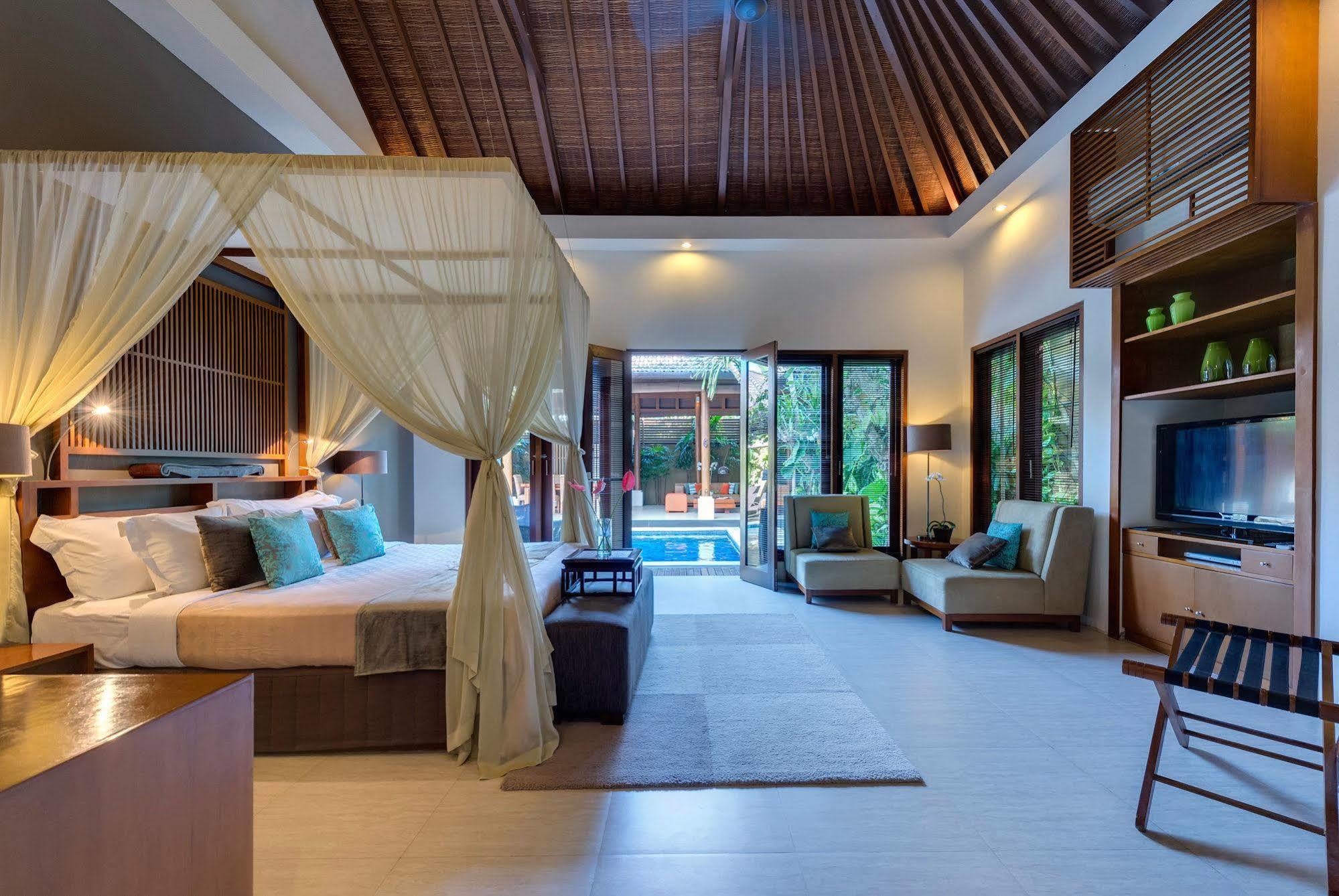 Lakshmi Villas Seminyak Exteriör bild