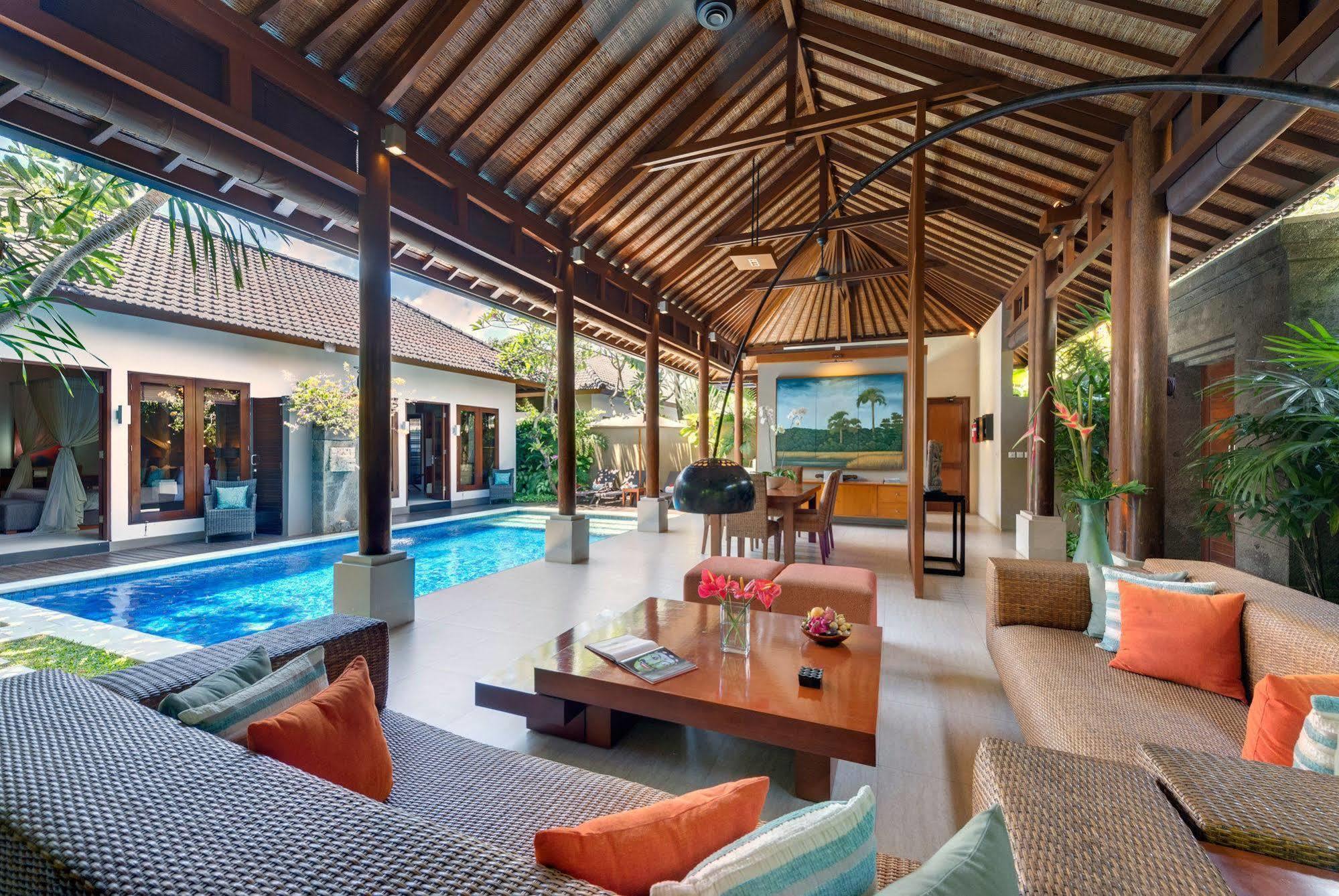 Lakshmi Villas Seminyak Exteriör bild